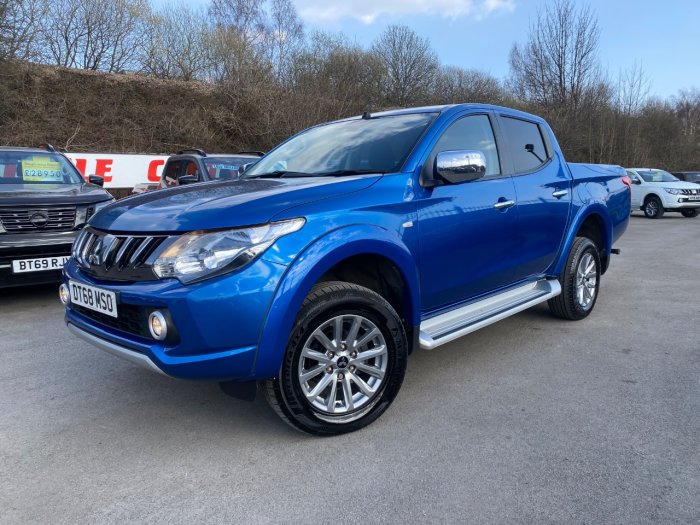 Mitsubishi L200 2.4 Double Cab DI-D 178 Titan 4WD Pick Up Diesel Blue
