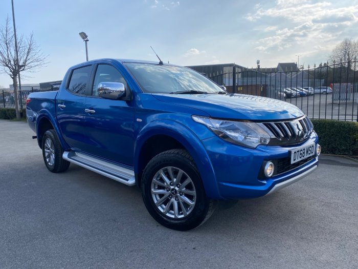 Mitsubishi L200 2.4 Double Cab DI-D 178 Titan 4WD Pick Up Diesel Blue