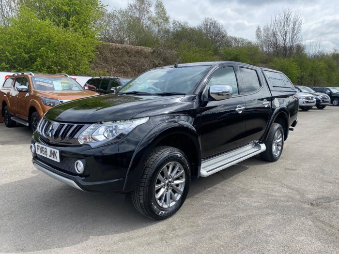 Mitsubishi L200 2.4 Double Cab DI-D 178 Barbarian 4WD Auto Pick Up Diesel Black