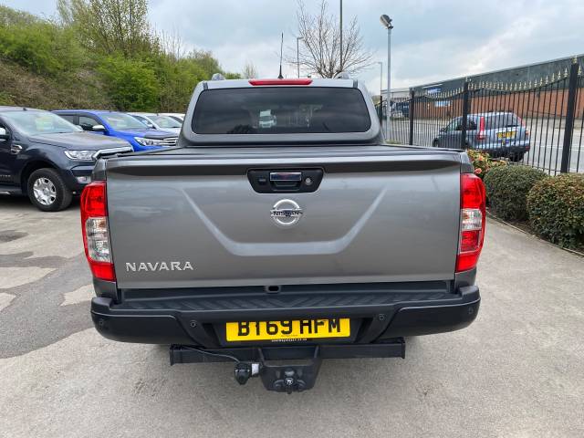 2019 Nissan Navara Double Cab Pick Up N-Guard 2.3dCi 190 TT 4WD Auto