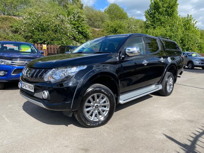 Mitsubishi L200 2.4 Double Cab DI-D 178 Barbarian 4WD Auto Pick Up Diesel Black