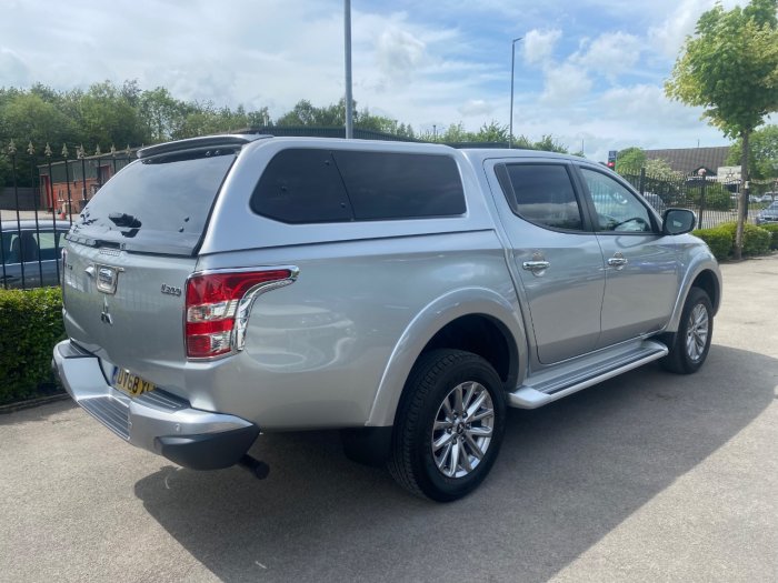Mitsubishi L200 2.4 Double Cab DI-D 178 Barbarian 4WD Auto Pick Up Diesel Silver