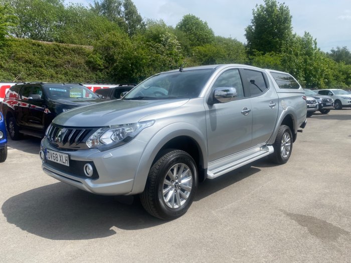 Mitsubishi L200 2.4 Double Cab DI-D 178 Barbarian 4WD Auto Pick Up Diesel Silver