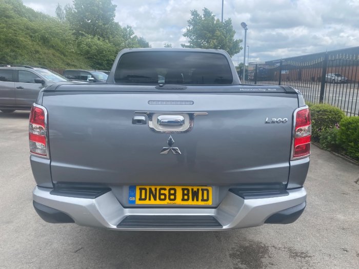 Mitsubishi L200 2.4 Double Cab DI-D 178 Barbarian 4WD Auto Pick Up Diesel Grey