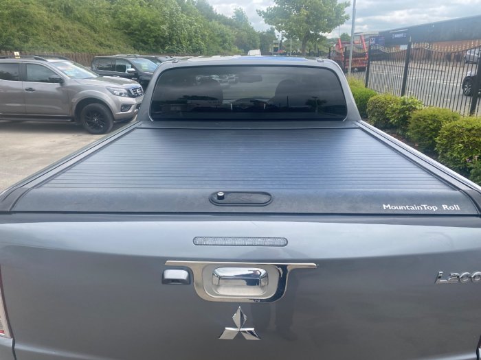 Mitsubishi L200 2.4 Double Cab DI-D 178 Barbarian 4WD Auto Pick Up Diesel Grey