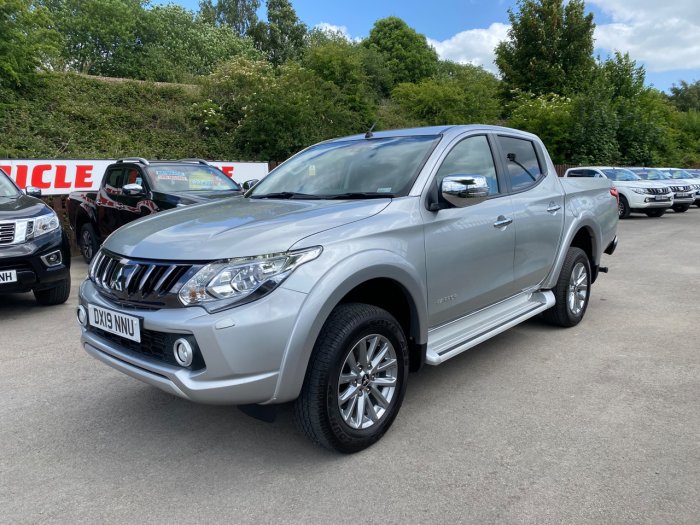 Mitsubishi L200 2.4 Double Cab DI-D 178 Warrior 4WD Pick Up Diesel Silver