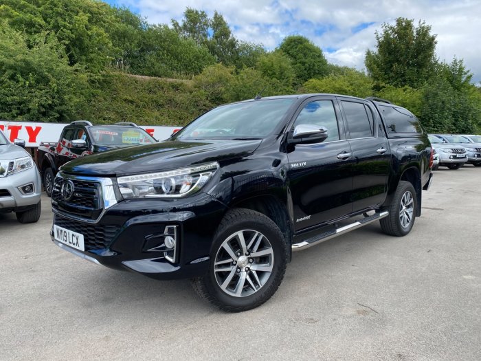 Toyota Hilux Invincible X Ltd Ed D/Cab P/Up 2.4 D-4D Auto 3.5t Pick Up Diesel Black