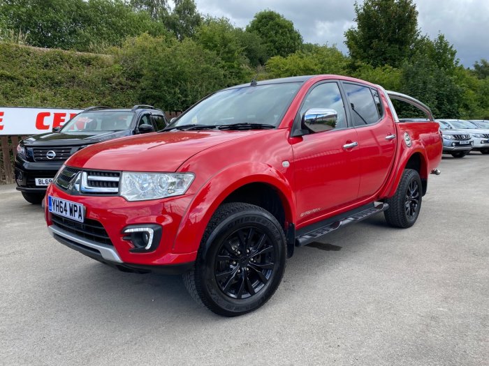 Mitsubishi L200 2.5 Double Cab DI-D Barbarian Black 4WD 176Bhp Pick Up Diesel Red