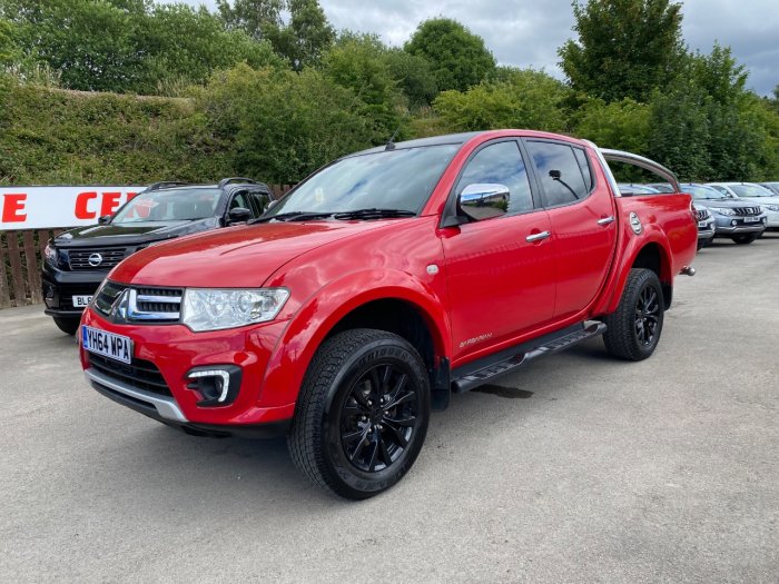 Mitsubishi L200 2.5 Double Cab DI-D Barbarian Black 4WD 176Bhp Pick Up Diesel Red
