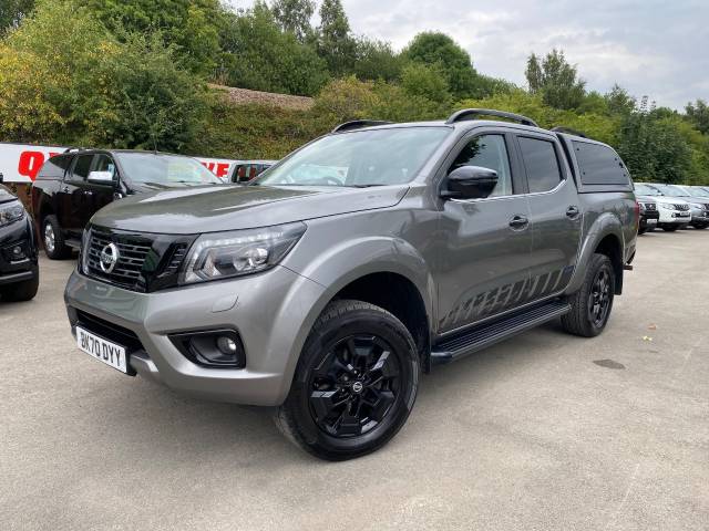 Nissan Navara Double Cab Pick Up N-Guard 2.3dCi 190 TT 4WD Auto Pick Up Diesel Grey