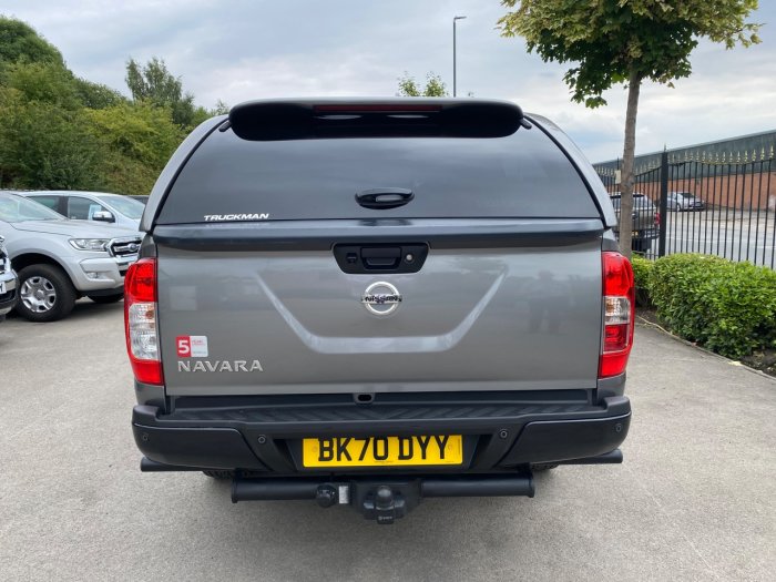 Nissan Navara Double Cab Pick Up N-Guard 2.3dCi 190 TT 4WD Auto Pick Up Diesel Grey