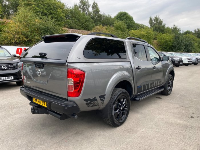 Nissan Navara Double Cab Pick Up N-Guard 2.3dCi 190 TT 4WD Auto Pick Up Diesel Grey