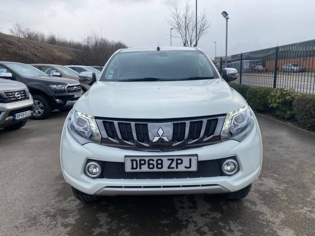 2019 Mitsubishi L200 2.4 Double Cab DI-D 178 Barbarian 4WD