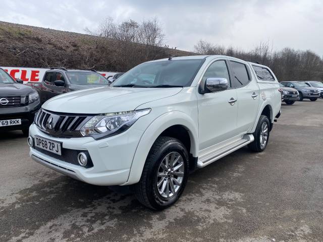 2019 Mitsubishi L200 2.4 Double Cab DI-D 178 Barbarian 4WD