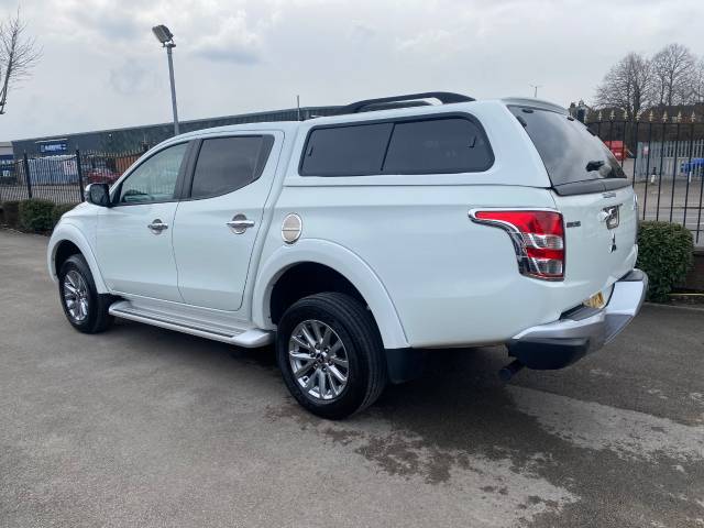 2019 Mitsubishi L200 2.4 Double Cab DI-D 178 Barbarian 4WD