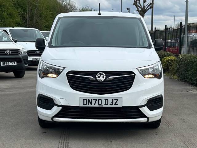 2020 Vauxhall Combo Cargo 2300 1.5 Turbo D 100ps H1 Sportive Van
