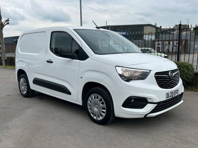 2020 Vauxhall Combo Cargo 2000 1.5 Turbo D 100ps H1 Sportive Van