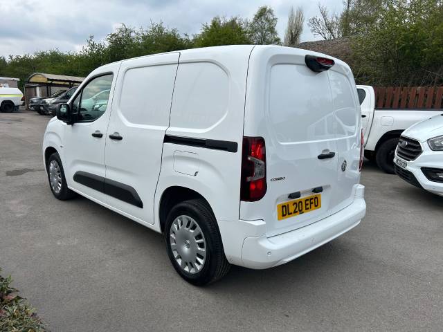 2020 Vauxhall Combo Cargo 2000 1.5 Turbo D 100ps H1 Sportive Van