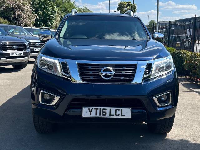 2016 Nissan Navara Double Cab Pick Up Tekna 2.3dCi 190 4WD
