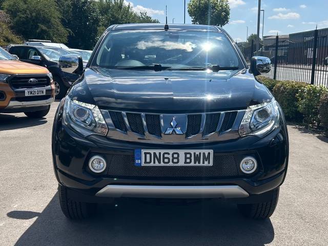 2018 Mitsubishi L200 2.4 Double Cab DI-D 178 Barbarian 4WD