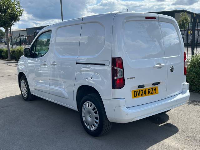 2024 Vauxhall Combo Cargo 2300 1.5 Turbo D 100ps H1 Pro Van