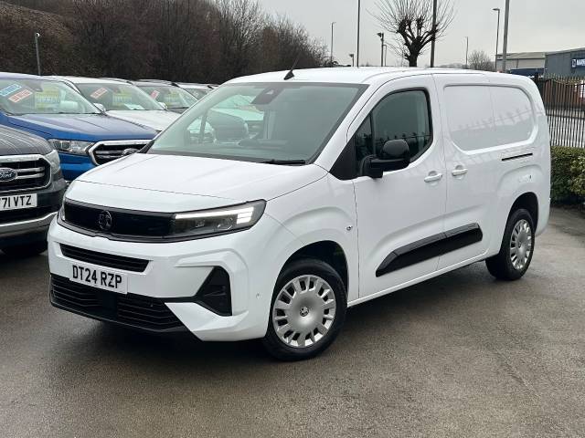 Vauxhall Combo Cargo 1.5 Turbo D 100ps Pro H1 Van Panel Van Diesel White