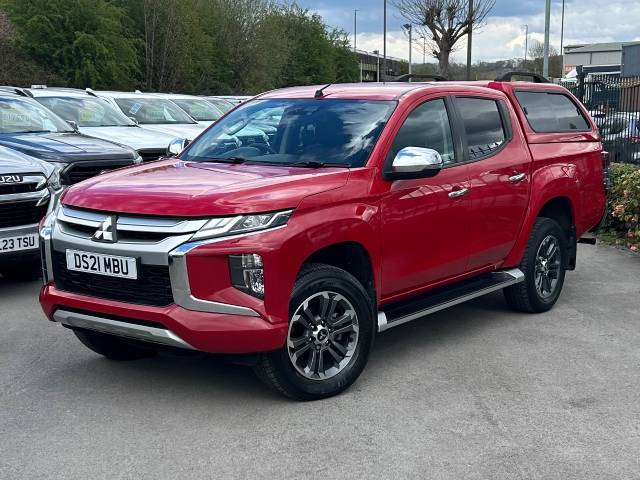 Mitsubishi L200 2.3 Double Cab DI-D 150 Barbarian 4WD Pick Up Diesel Red