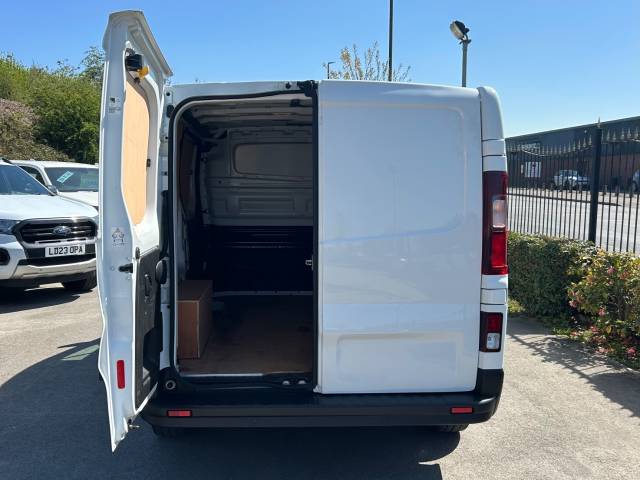 2022 Renault Trafic 2.0 SL28 Blue dCi 130 Sport Van