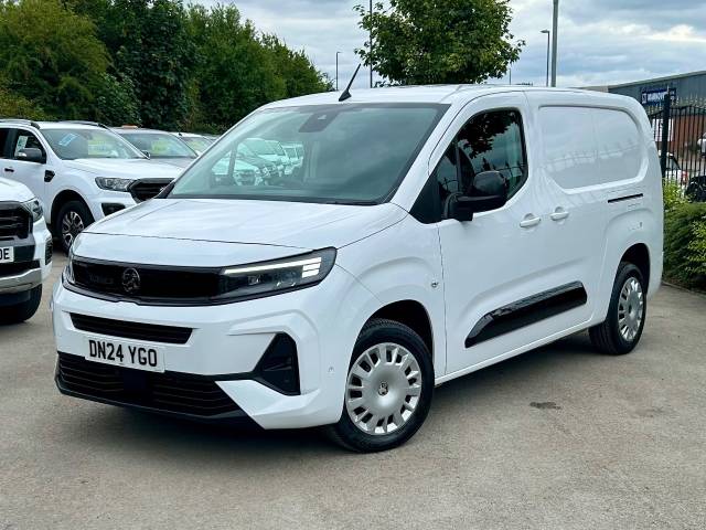Vauxhall Combo Cargo 1.5 Turbo D 100ps Pro XL H1 Van Panel Van Diesel White