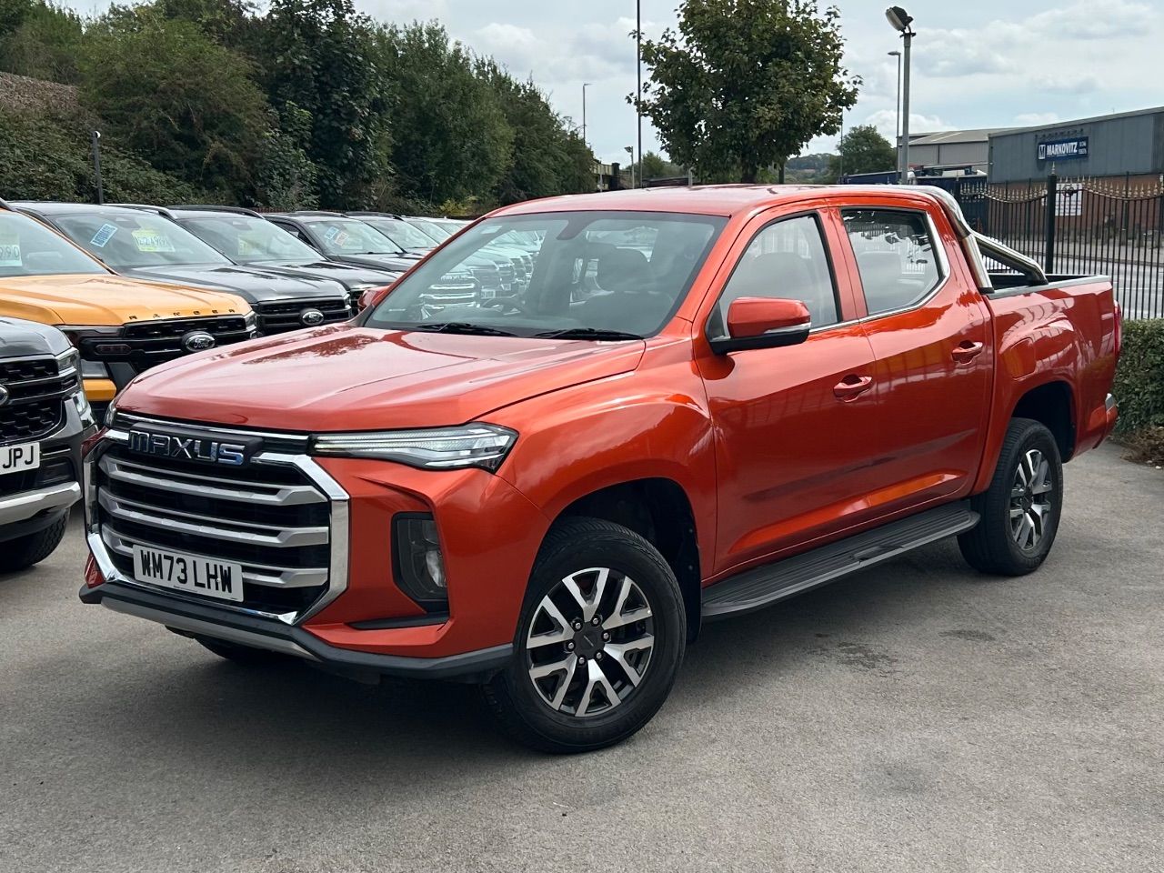2023 Maxus T90