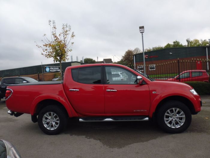 Mitsubishi L200 2.5 Double Cab DI-D Barbarian 4WD 176Bhp Four Wheel Drive Diesel Red