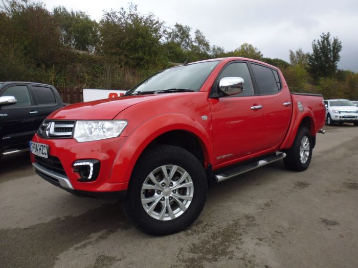 Mitsubishi L200 2.5 Double Cab DI-D Barbarian 4WD 176Bhp Four Wheel Drive Diesel Red
