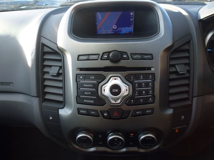 Ford Ranger Pick Up Double Cab Limited 3.2 TDCi 4WD Four Wheel Drive Diesel White