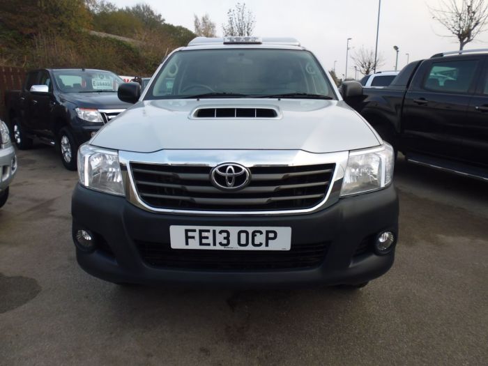 Toyota Hilux HL2 Pick Up 2.5 D-4D 4WD 144 Four Wheel Drive Diesel Silver