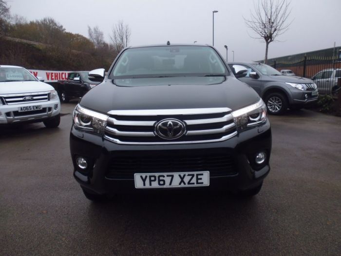 Toyota Hilux Invincible D/Cab Pick Up 2.4 D-4D Four Wheel Drive Diesel Black
