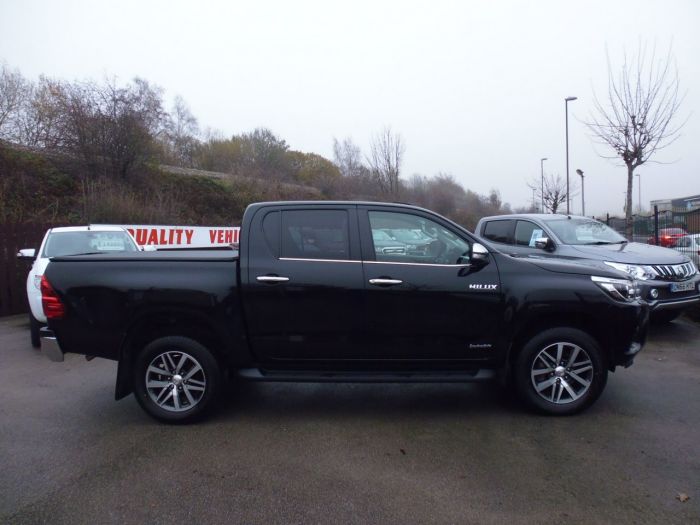 Toyota Hilux Invincible D/Cab Pick Up 2.4 D-4D Four Wheel Drive Diesel Black