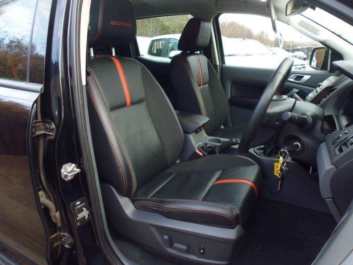 Ford Ranger Pick Up Double Cab Wildtrak 3.2 TDCi 4WD Four Wheel Drive Diesel Black
