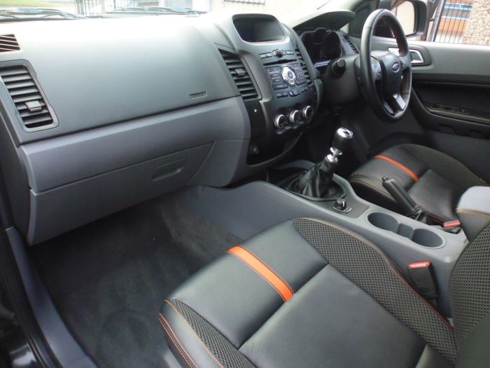 Ford Ranger Pick Up Double Cab Wildtrak 3.2 TDCi 4WD Four Wheel Drive Diesel Black