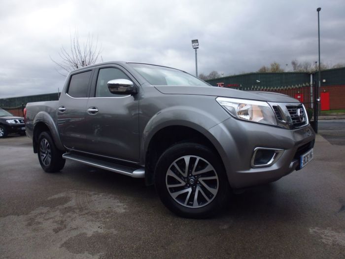 Nissan Navara Double Cab Pick Up N-Connecta 2.3dCi 190 4WD Four Wheel Drive Diesel Grey
