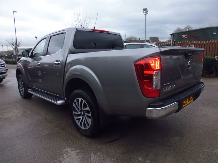 Nissan Navara Double Cab Pick Up N-Connecta 2.3dCi 190 4WD Four Wheel Drive Diesel Grey