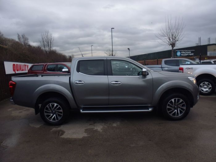 Nissan Navara Double Cab Pick Up N-Connecta 2.3dCi 190 4WD Four Wheel Drive Diesel Grey