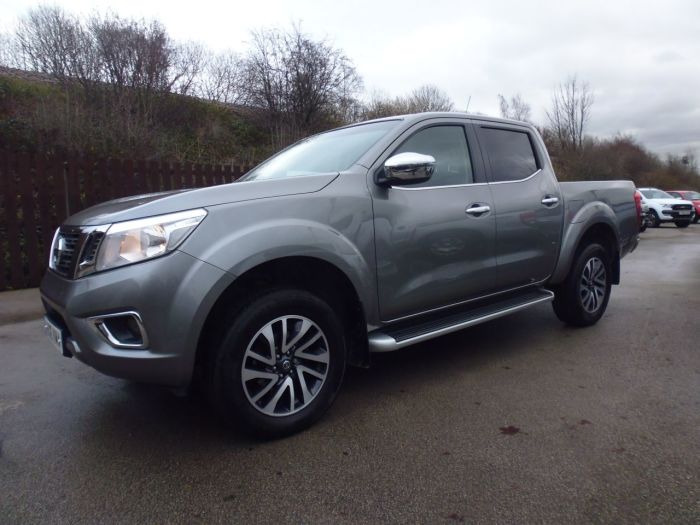 Nissan Navara Double Cab Pick Up N-Connecta 2.3dCi 190 4WD Four Wheel Drive Diesel Grey