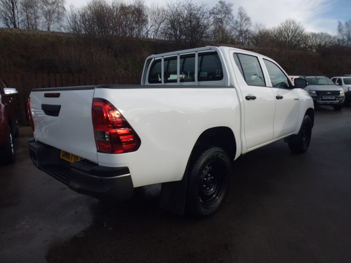 Toyota Hilux Active D/Cab Pick Up 2.4 D-4D Four Wheel Drive Diesel White