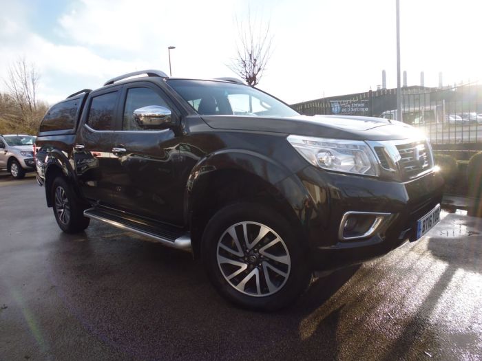 Nissan Navara Double Cab Pick Up Tekna 2.3dCi 190 4WD Four Wheel Drive Diesel Black