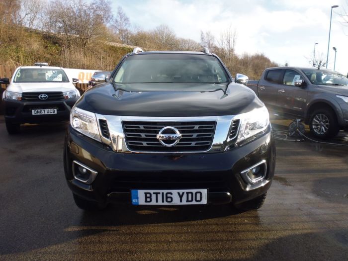 Nissan Navara Double Cab Pick Up Tekna 2.3dCi 190 4WD Four Wheel Drive Diesel Black