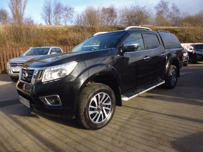 Nissan Navara Double Cab Pick Up Tekna 2.3dCi 190 4WD Four Wheel Drive Diesel Black