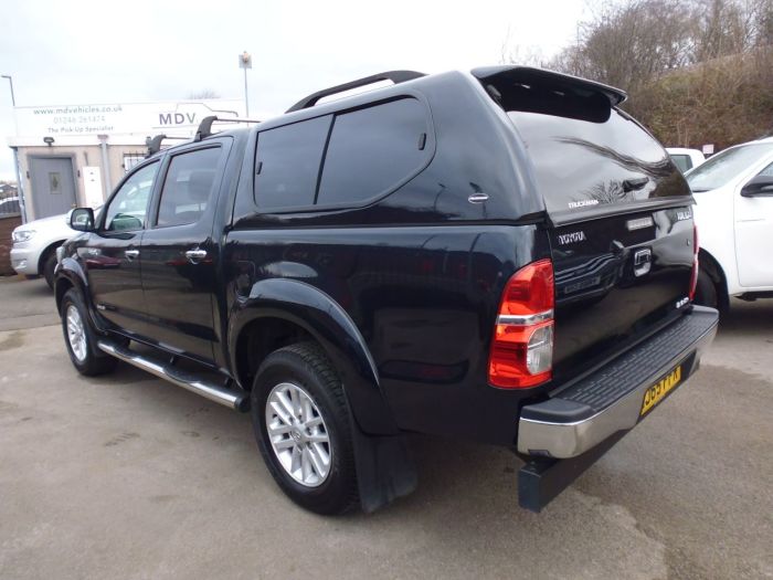 Toyota Hilux Invincible D/Cab Pick Up 3.0 D-4D 4WD 171 Four Wheel Drive Diesel Grey