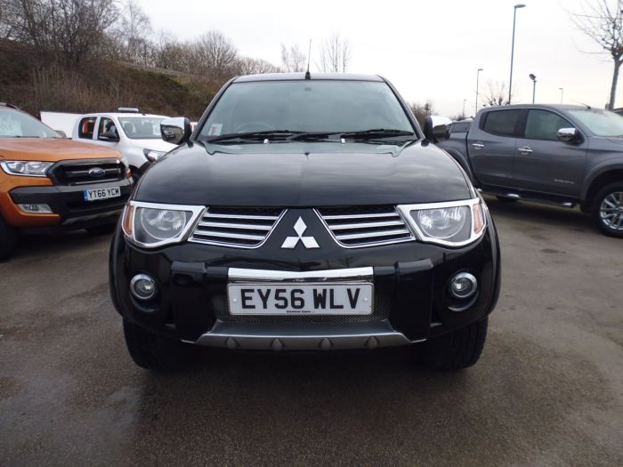 Mitsubishi L200 2.5 Double Cab DI-D Animal 4WD Auto 158Bhp Four Wheel Drive Diesel Black