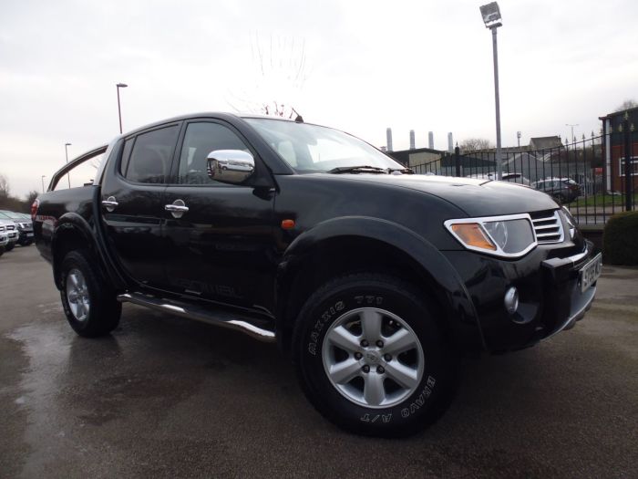 Mitsubishi L200 2.5 Double Cab DI-D Animal 4WD Auto 158Bhp Four Wheel Drive Diesel Black