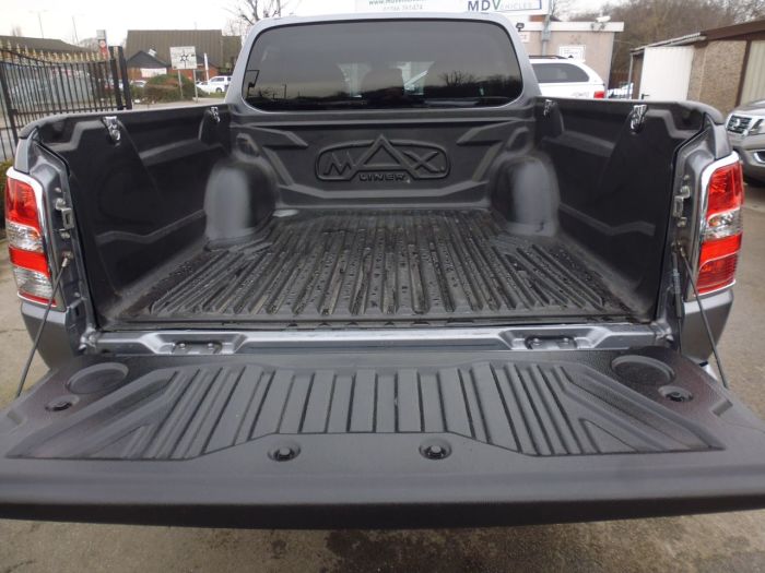 Mitsubishi L200 2.4 Double Cab DI-D 178 Barbarian 4WD Four Wheel Drive Diesel Grey